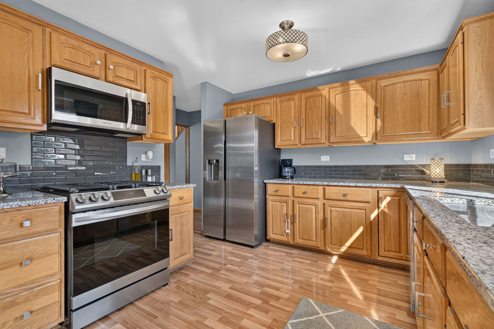 main property photo 11