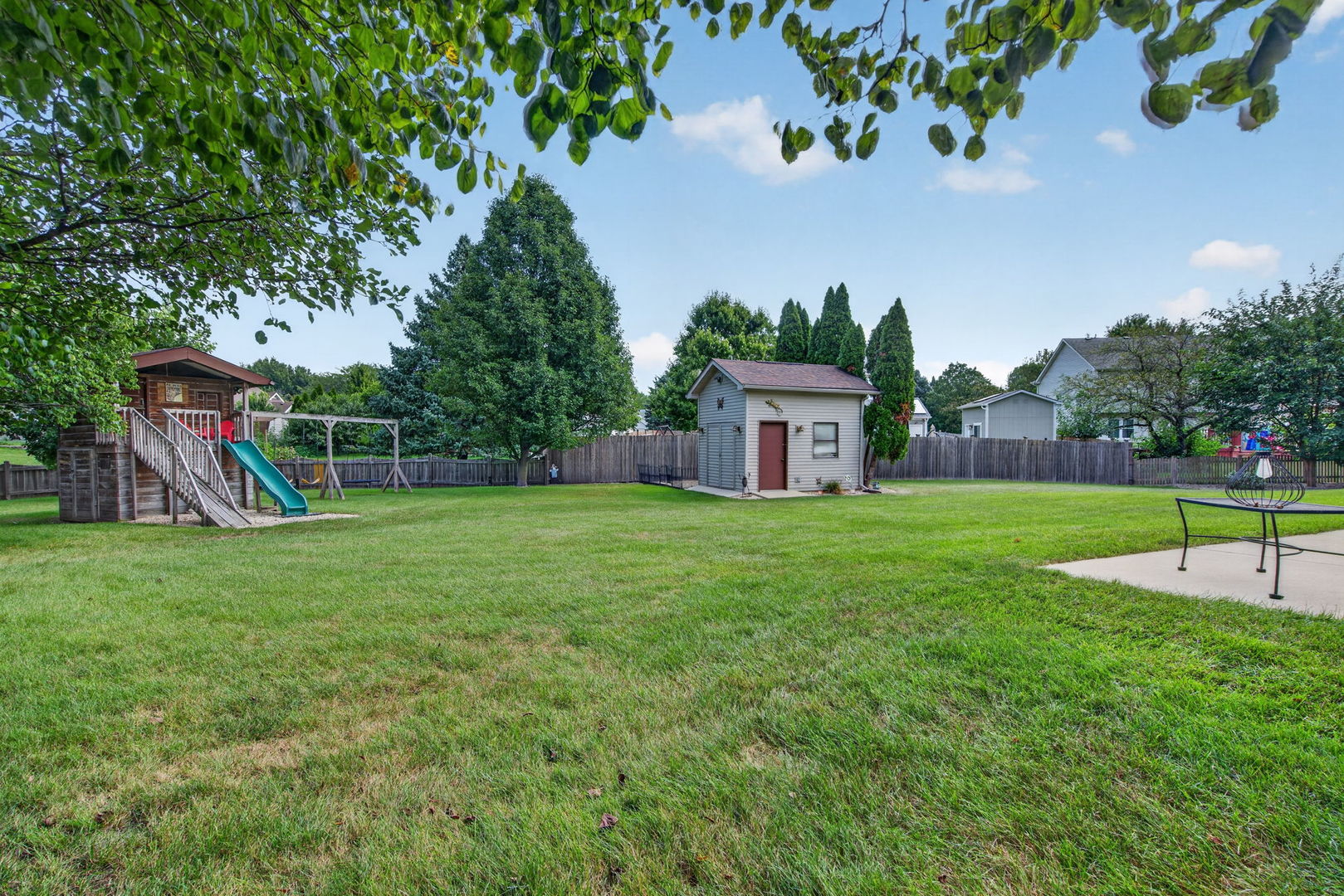 main property photo 46