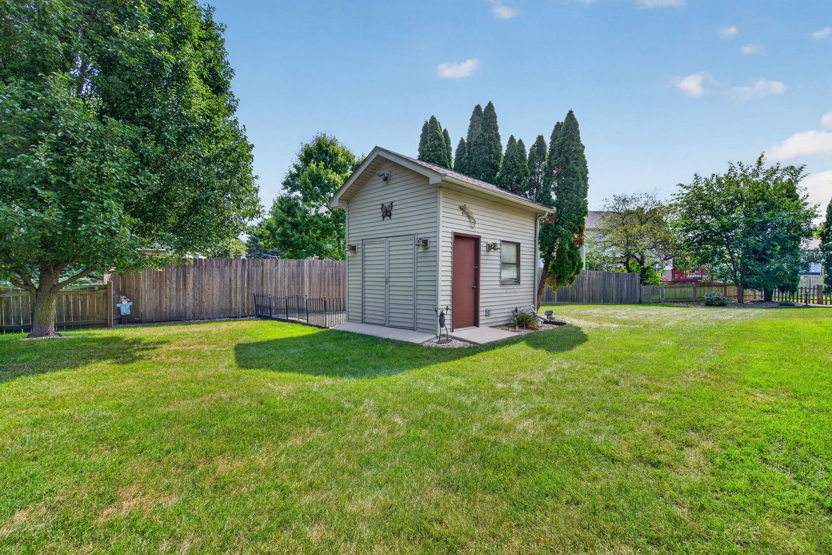 main property photo 47