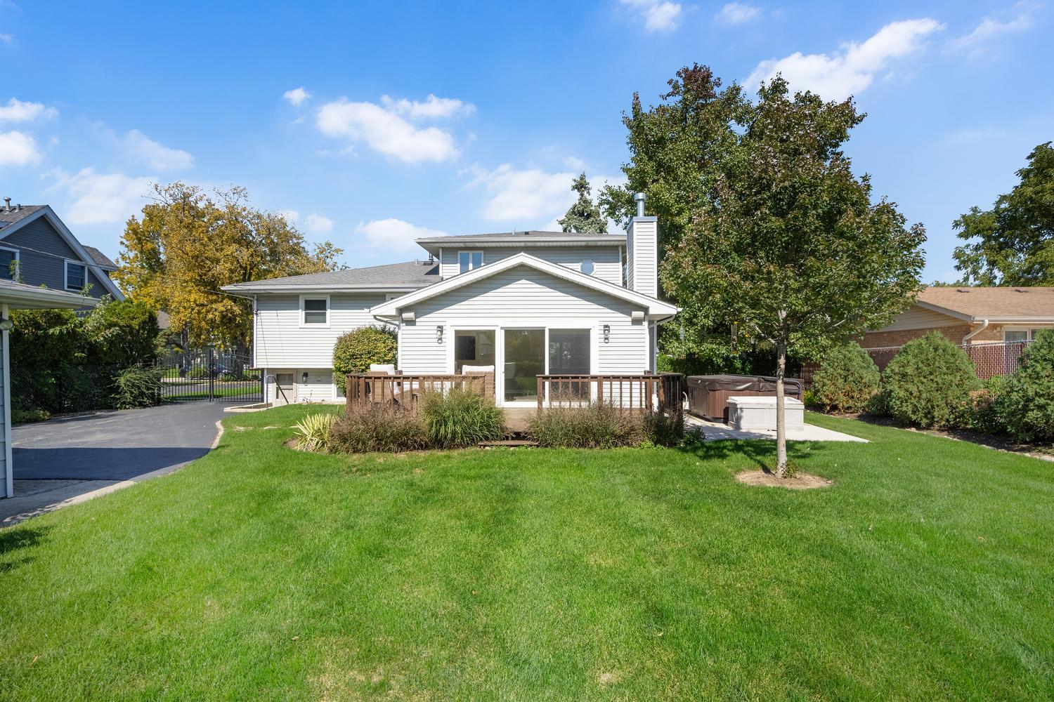 main property photo 27