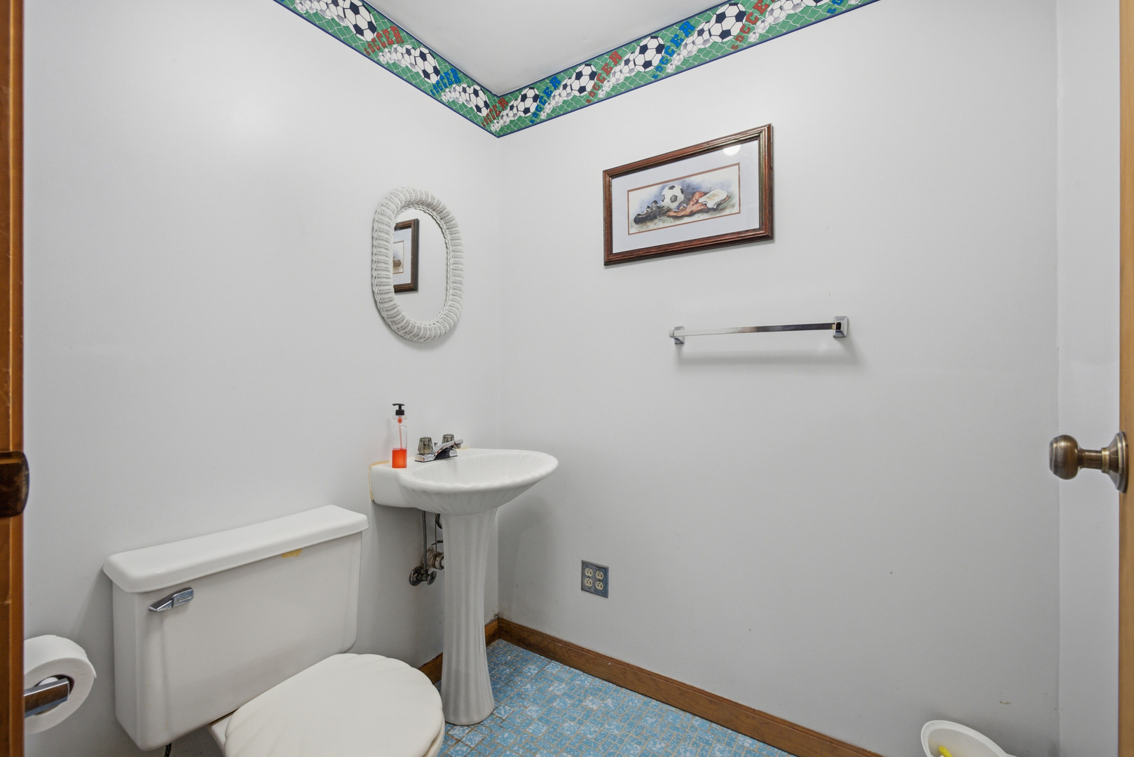 main property photo 24