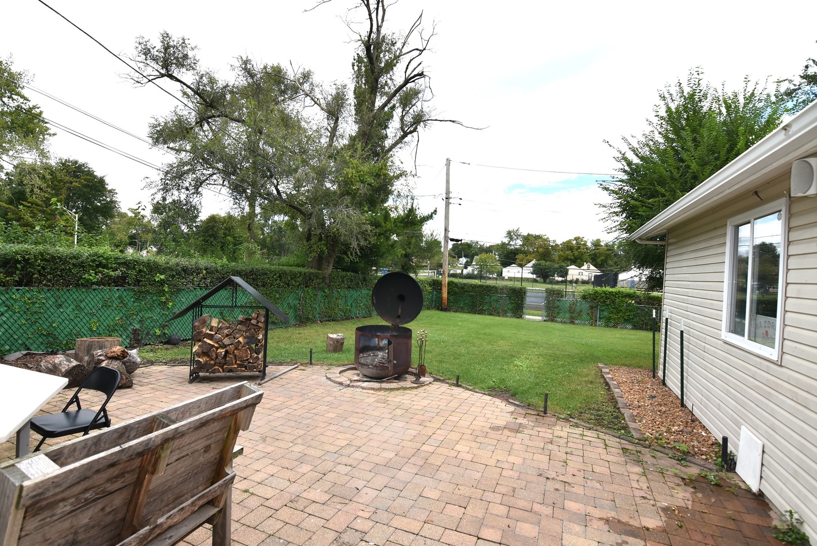 main property photo 37