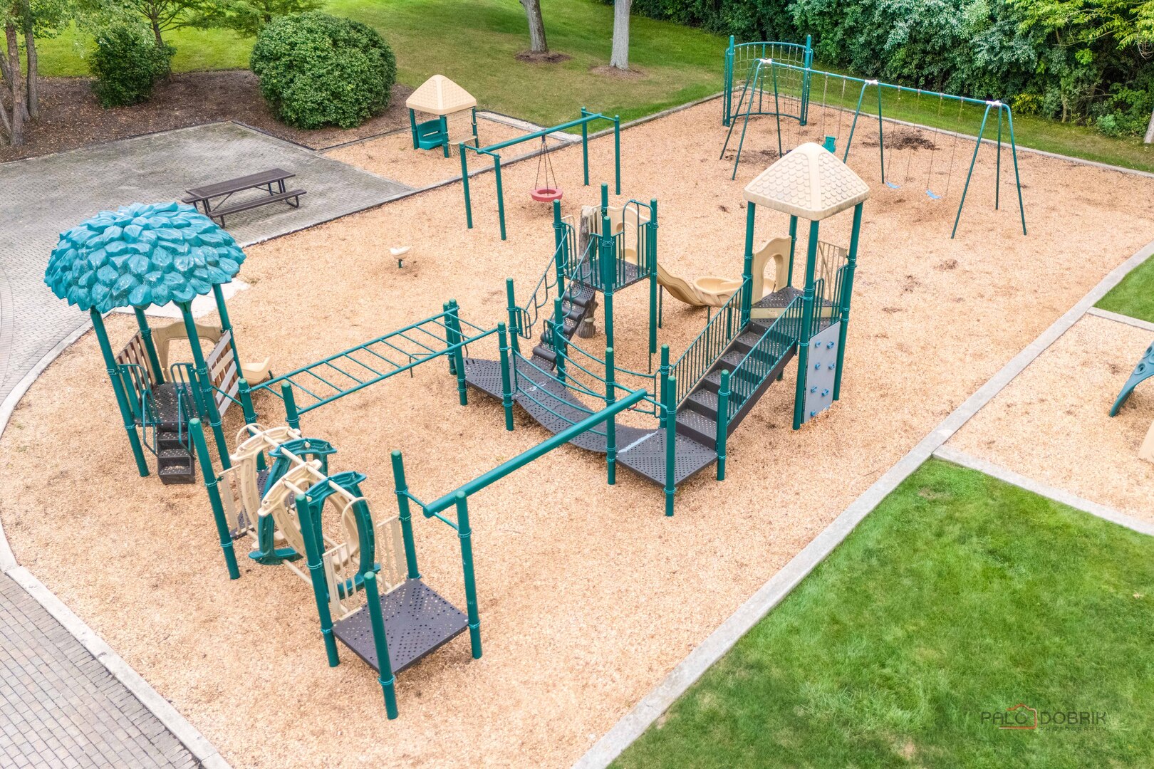 main property photo 66