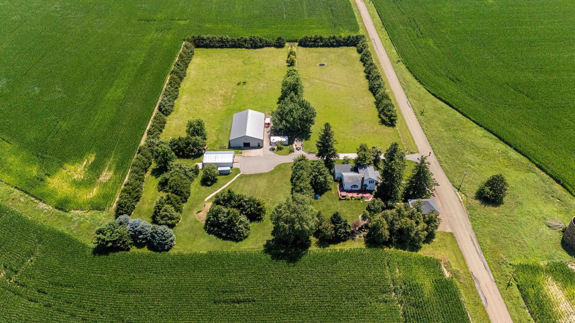 main property photo 6