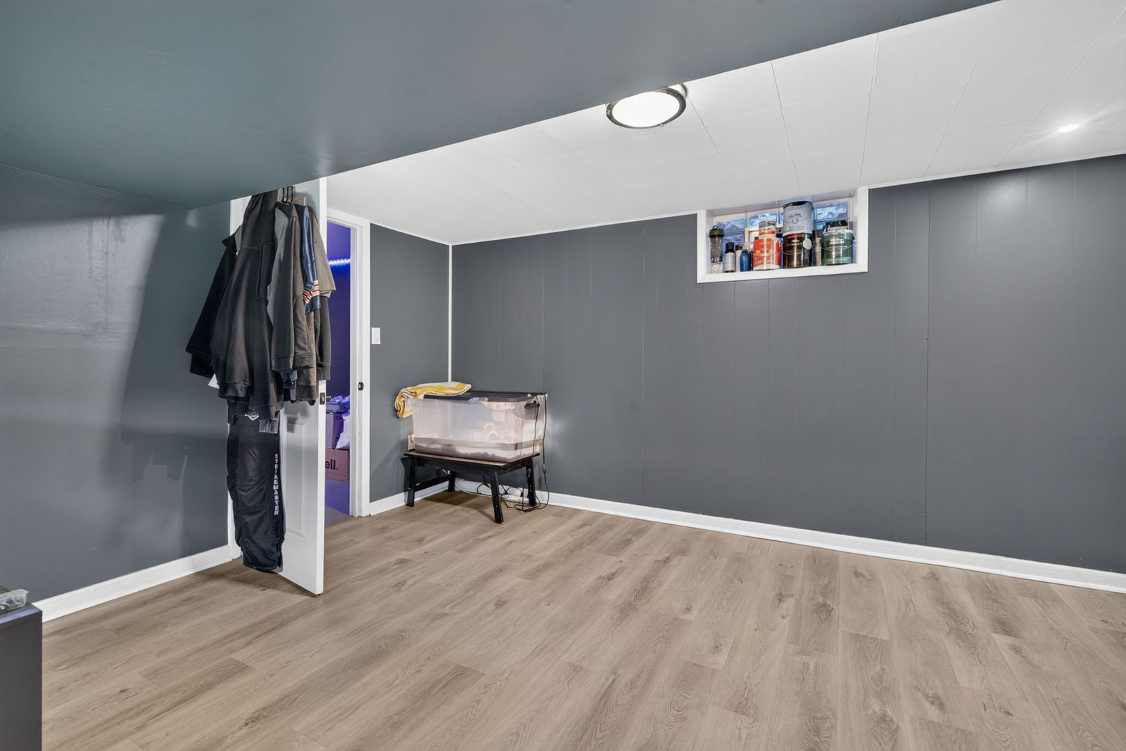main property photo 25