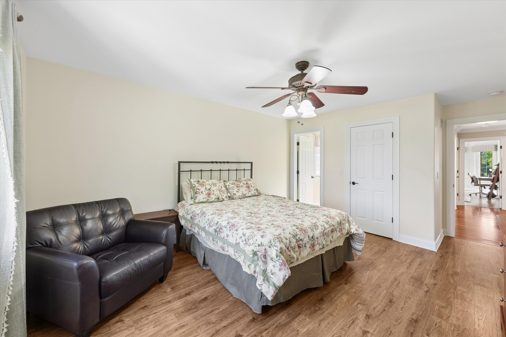 main property photo 37