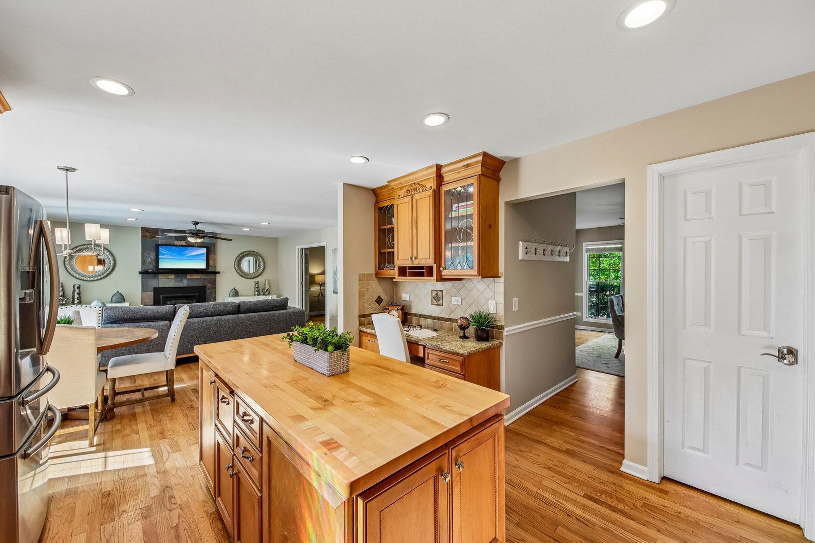 main property photo 15