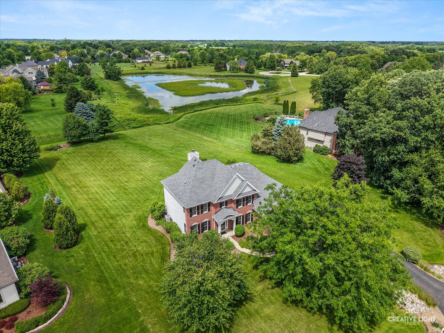 main property photo 32