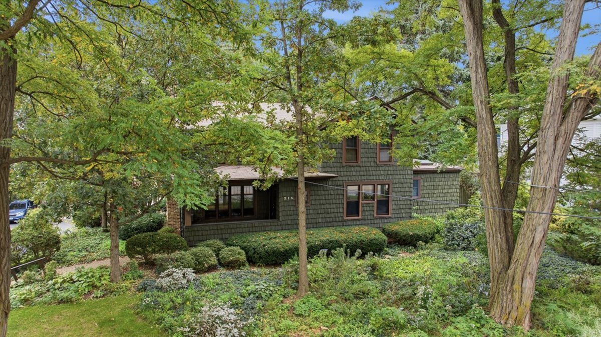 main property photo 39