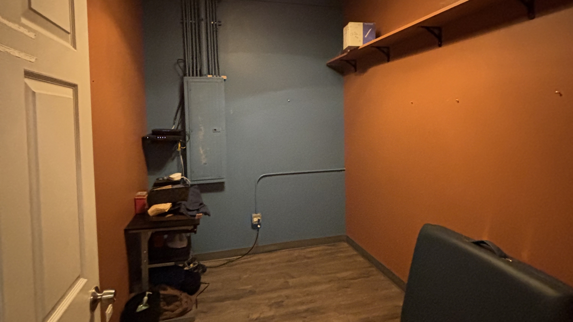 main property photo 16