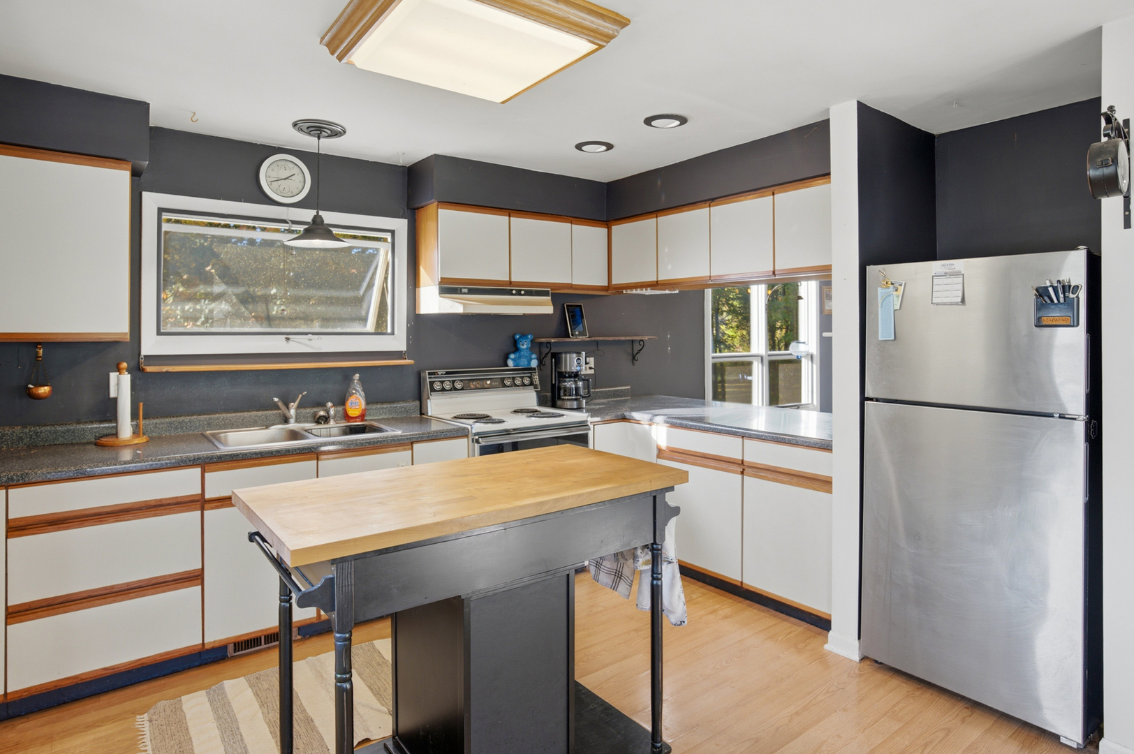 main property photo 9