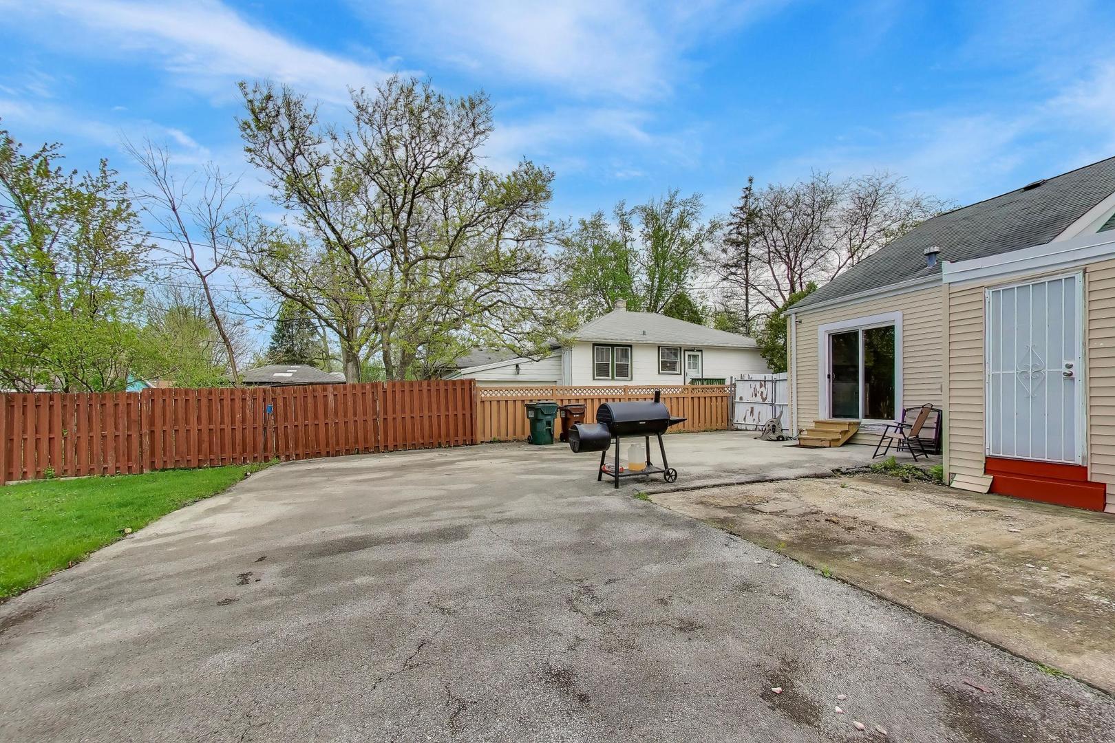 main property photo 23