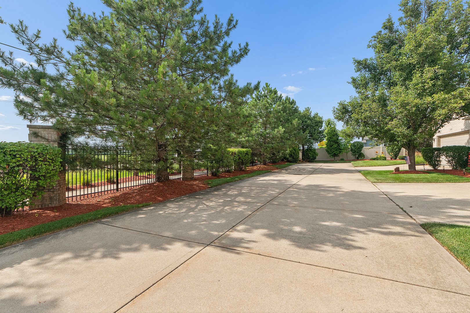 main property photo 29