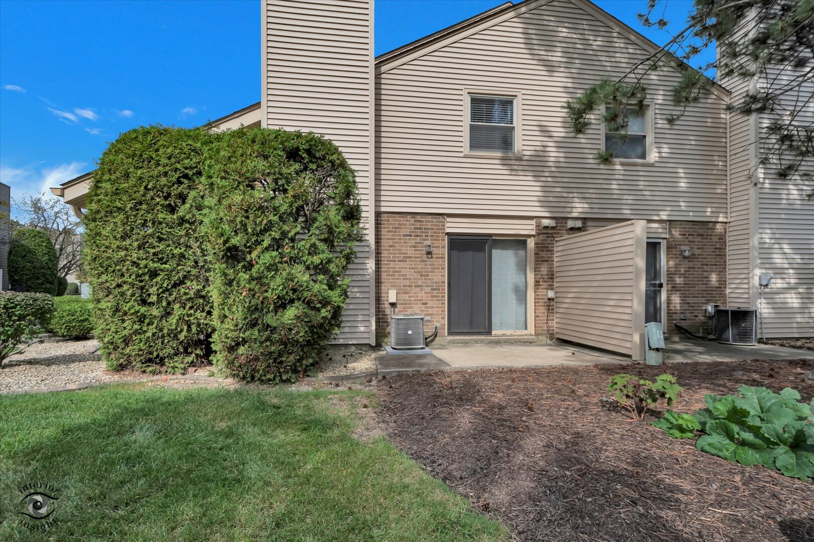 main property photo 28