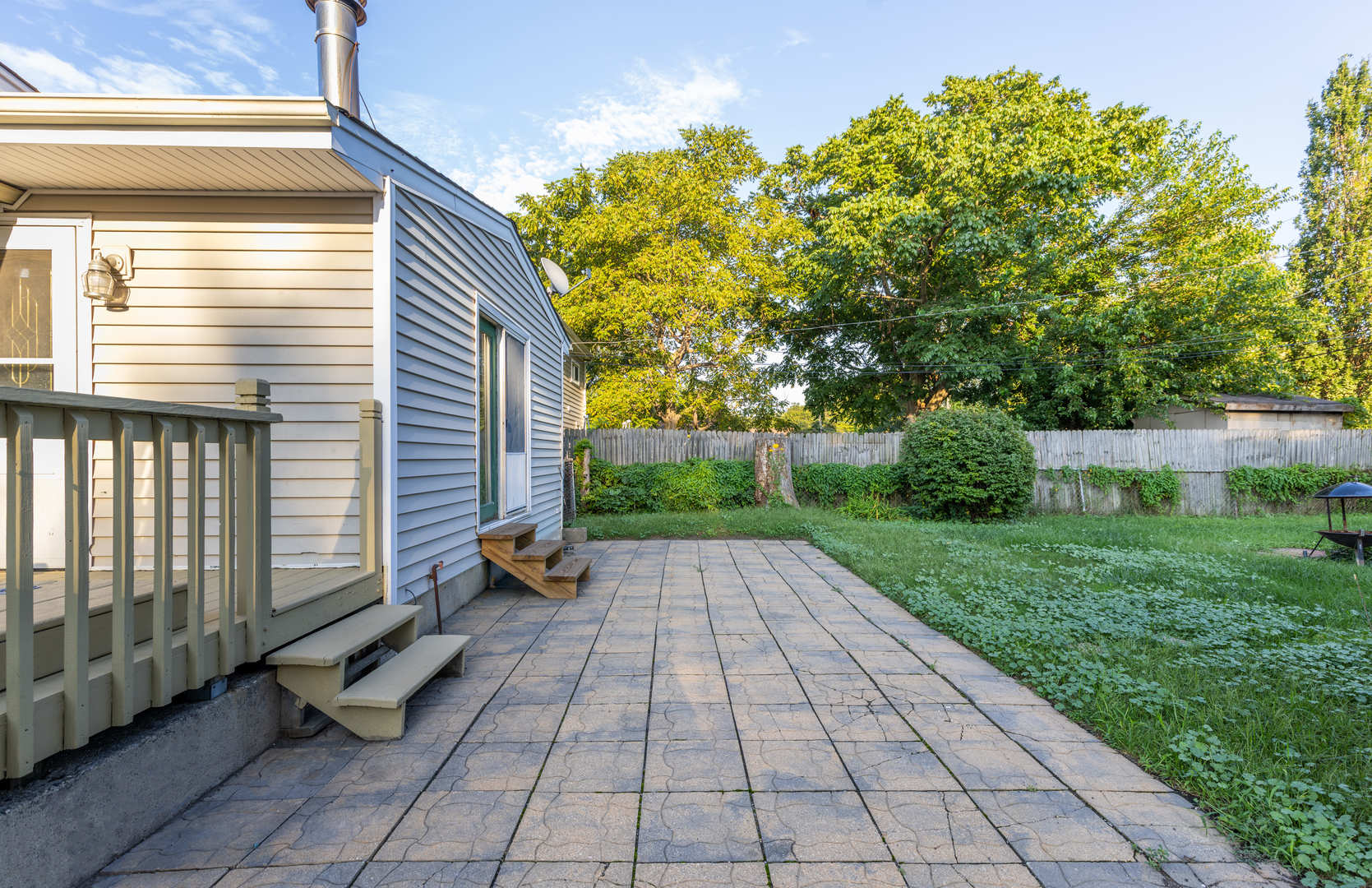 main property photo 13