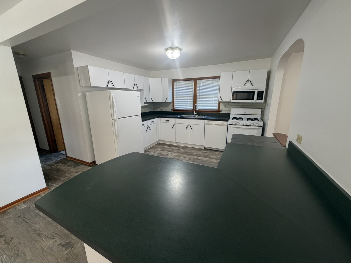 property viewer photo 6