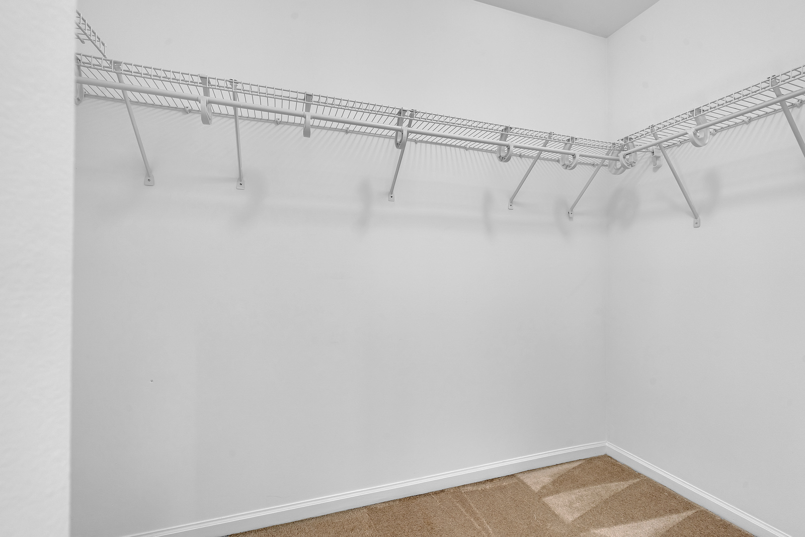 property viewer photo 13