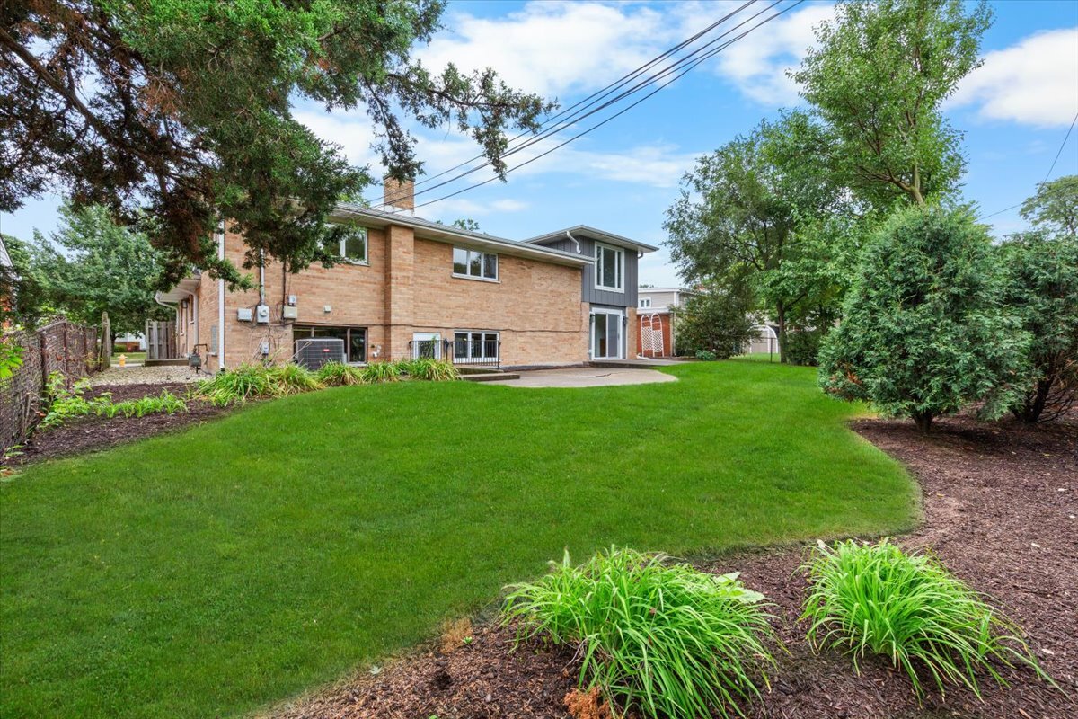 main property photo 26