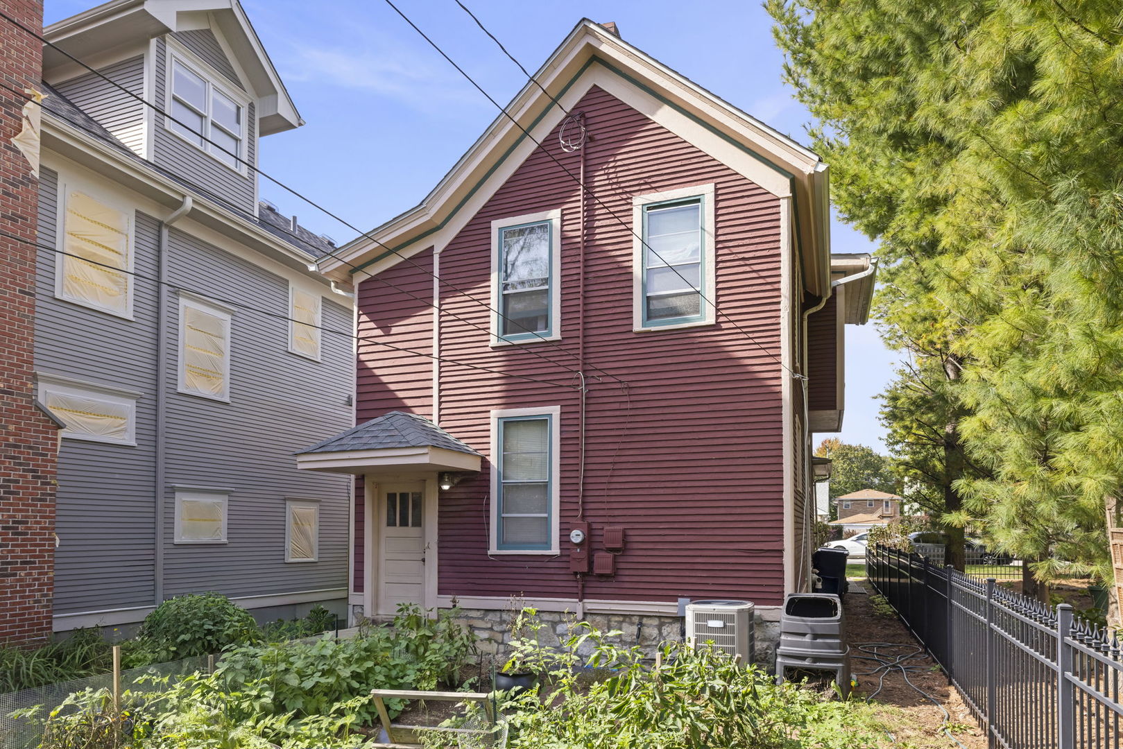 main property photo 12