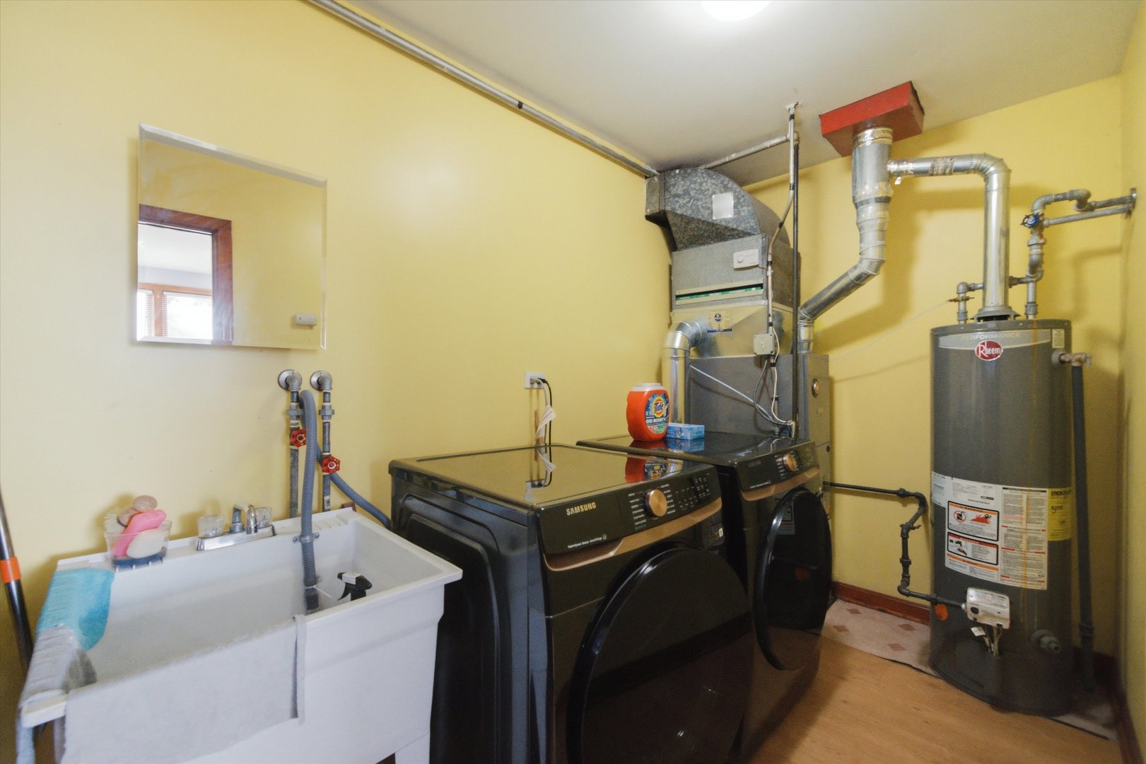 main property photo 17