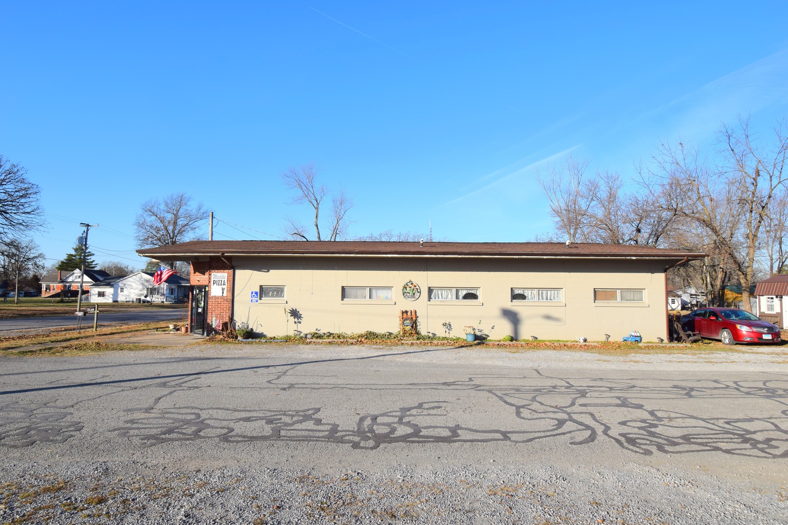 main property photo 4