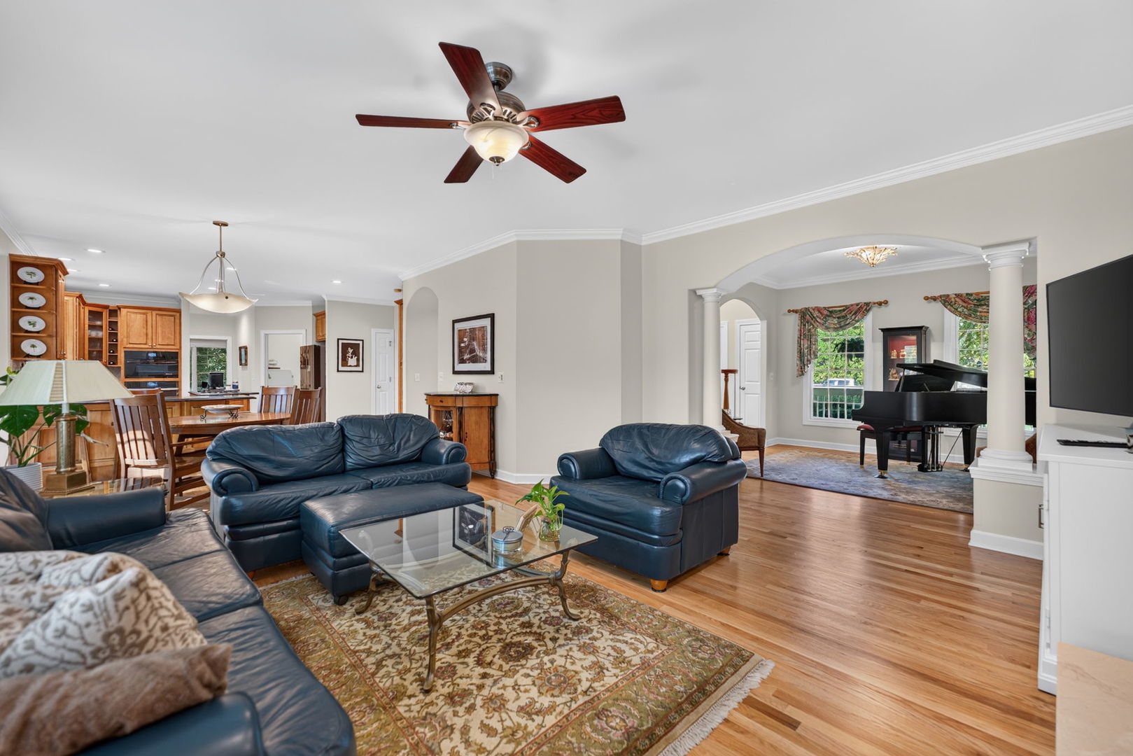 main property photo 4