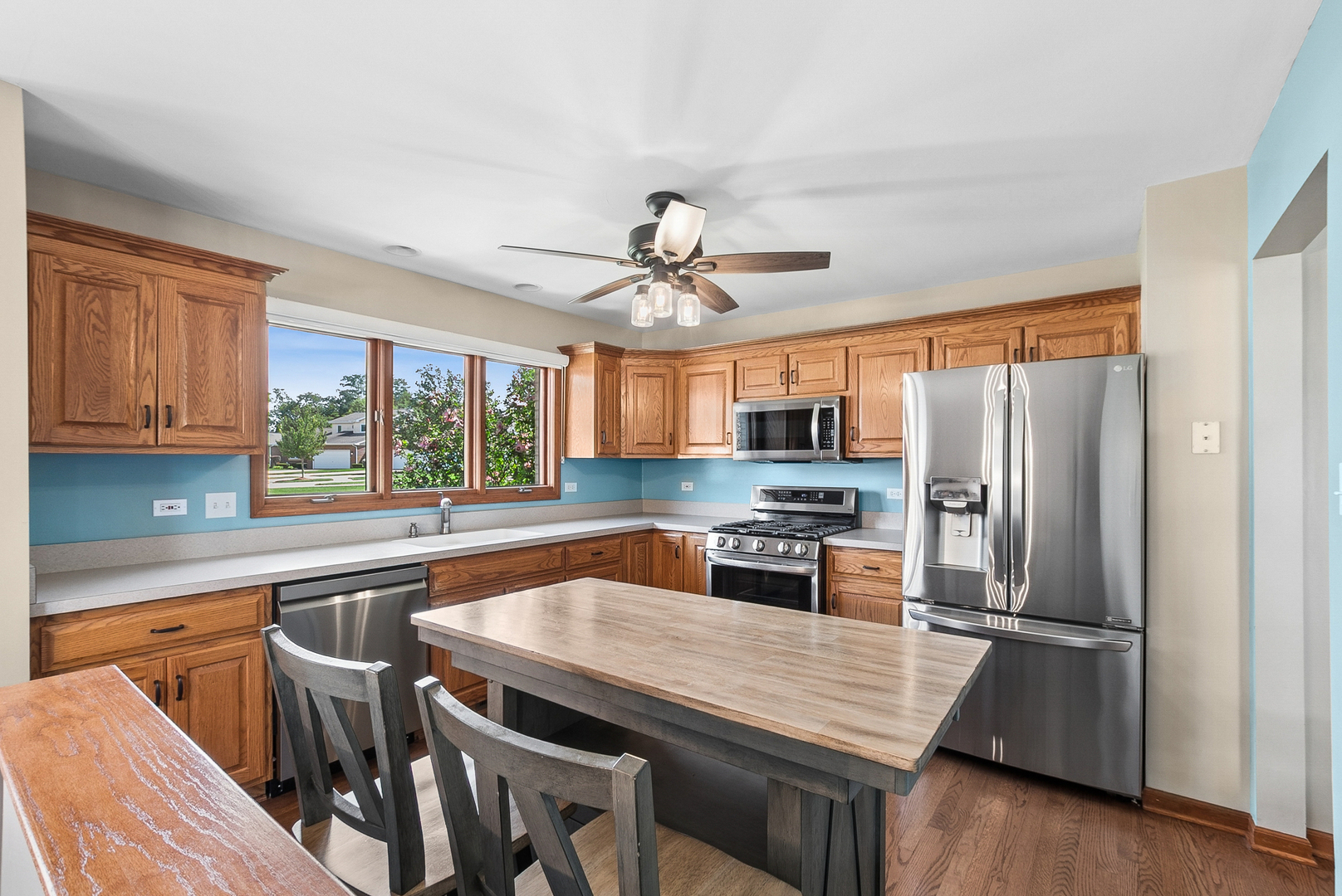 main property photo 3