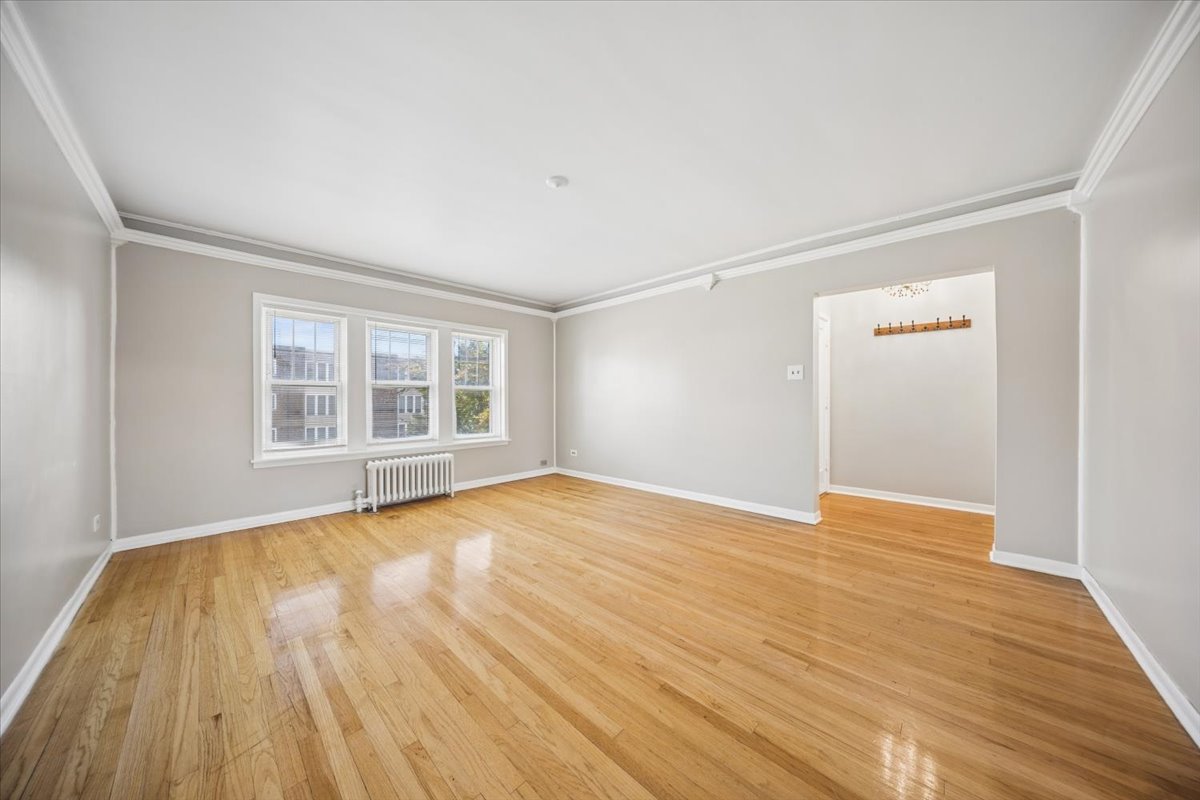 property viewer photo 4