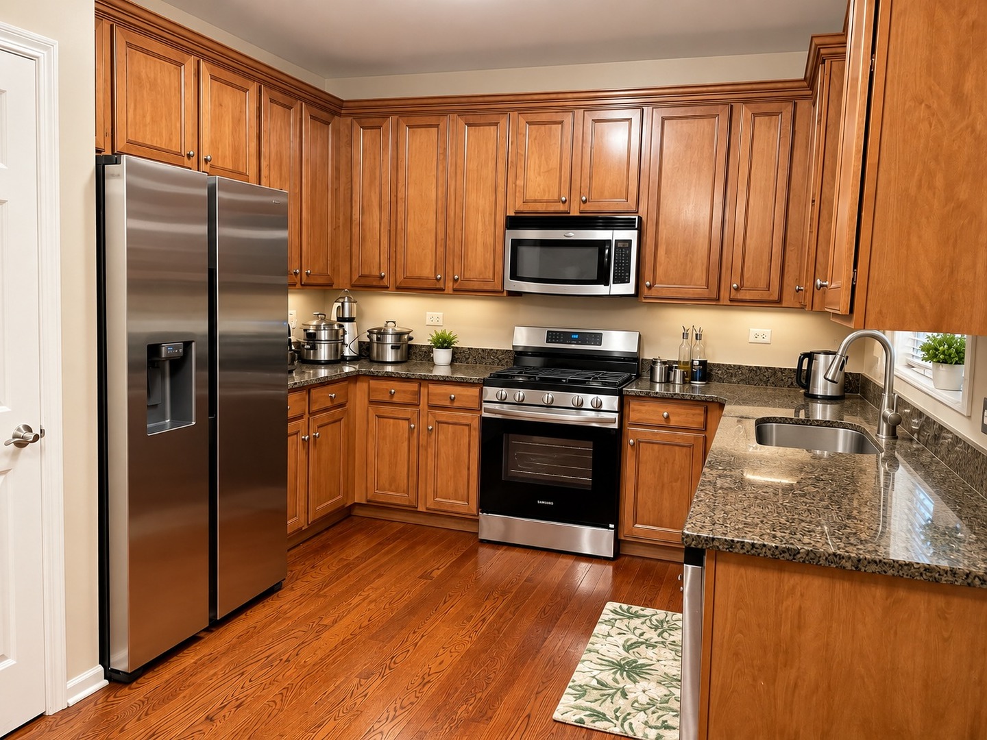 main property photo 4