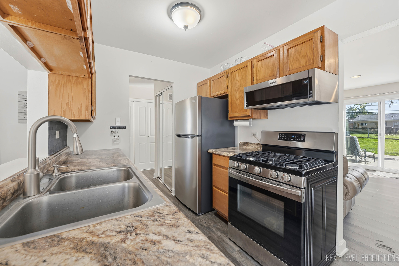 main property photo 8