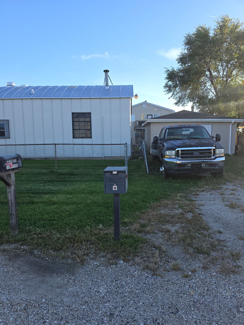 main property photo 13