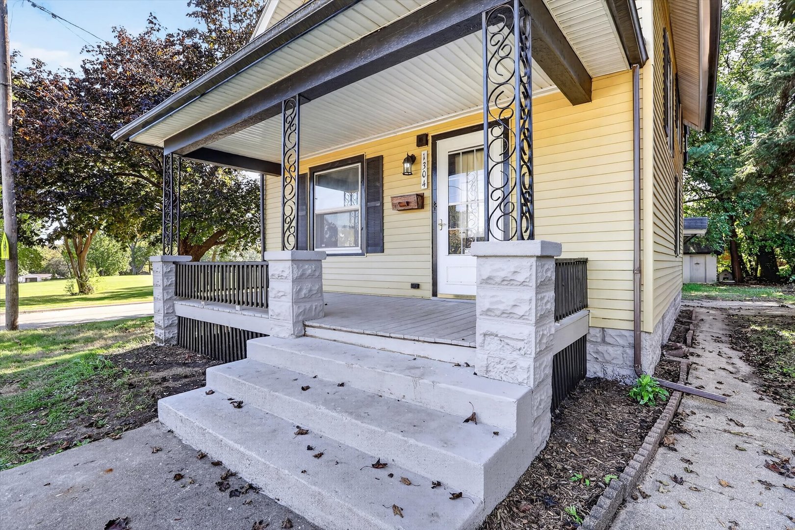 main property photo 39