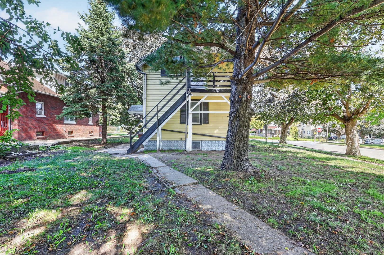 main property photo 44