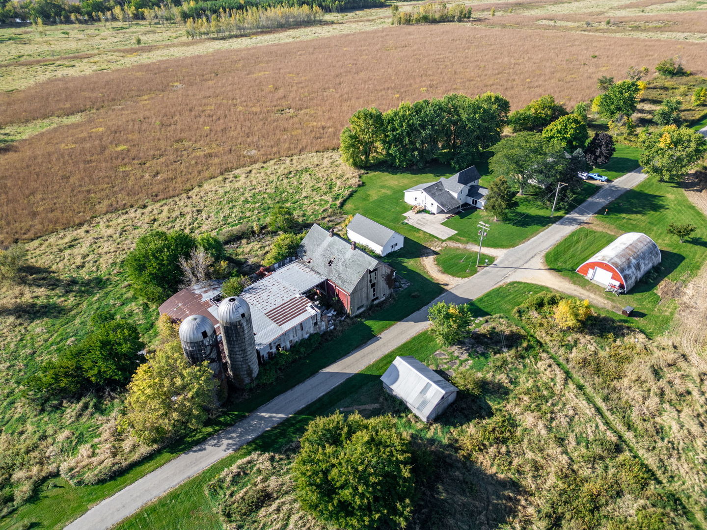 main property photo 45