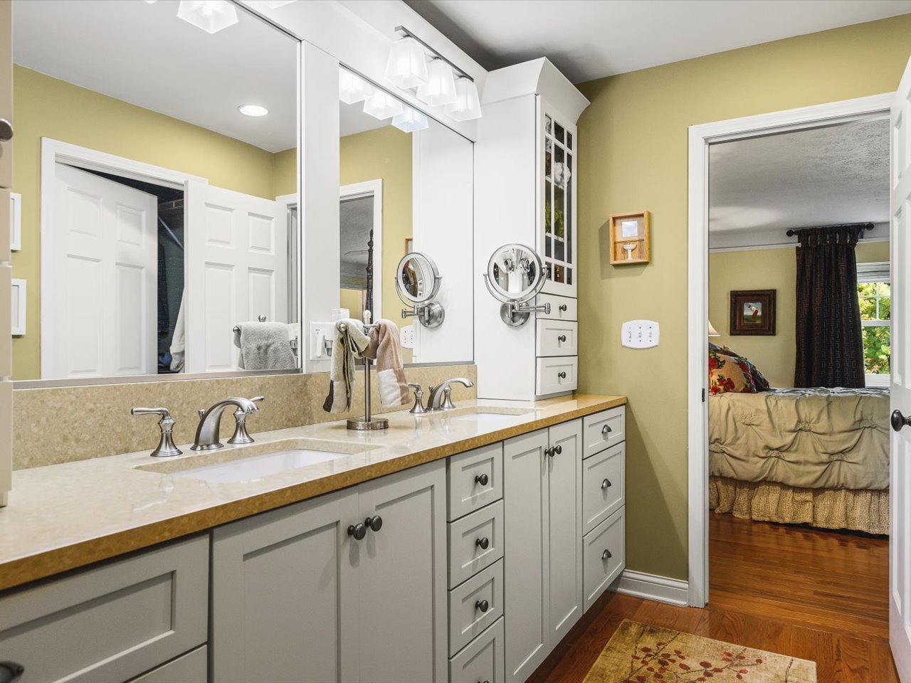 main property photo 28