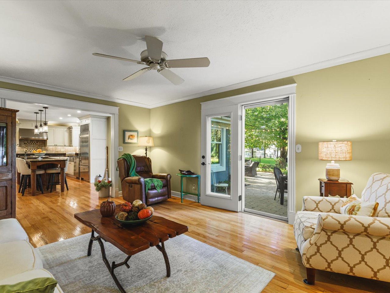 main property photo 6