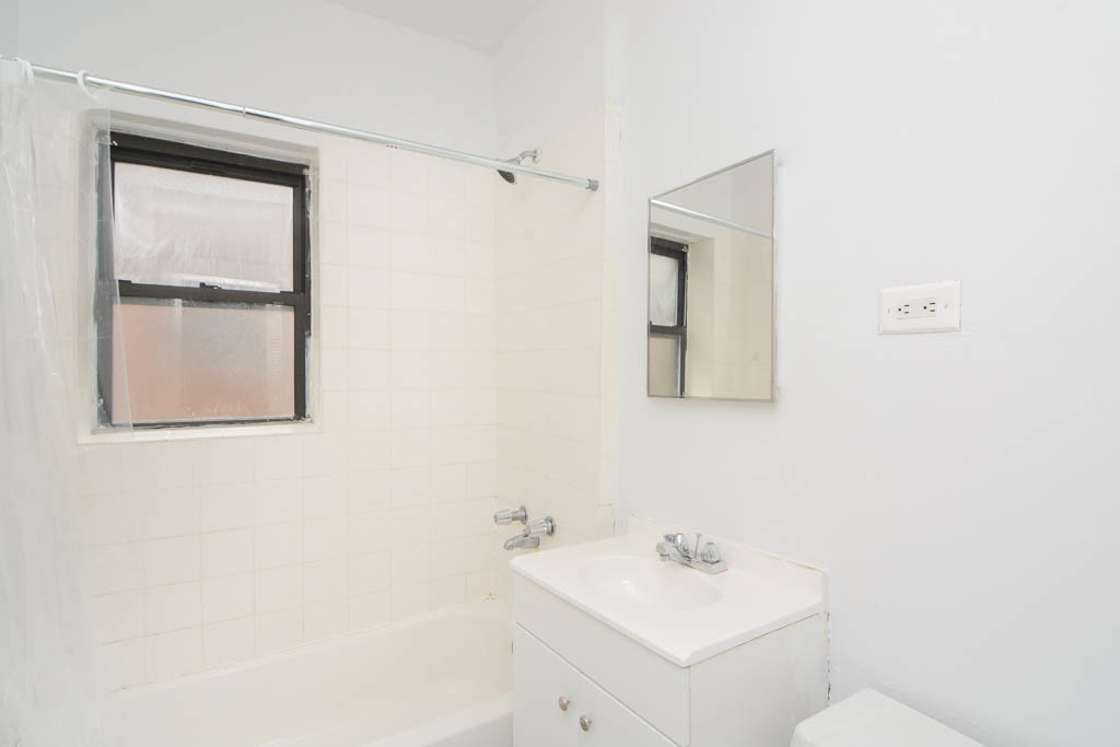 property viewer photo 18