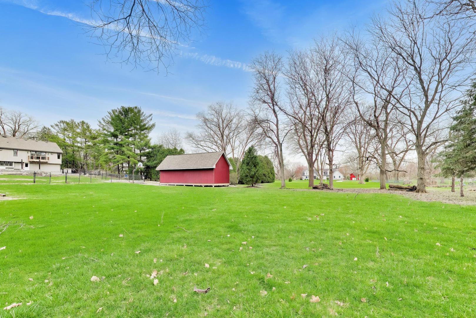main property photo 28