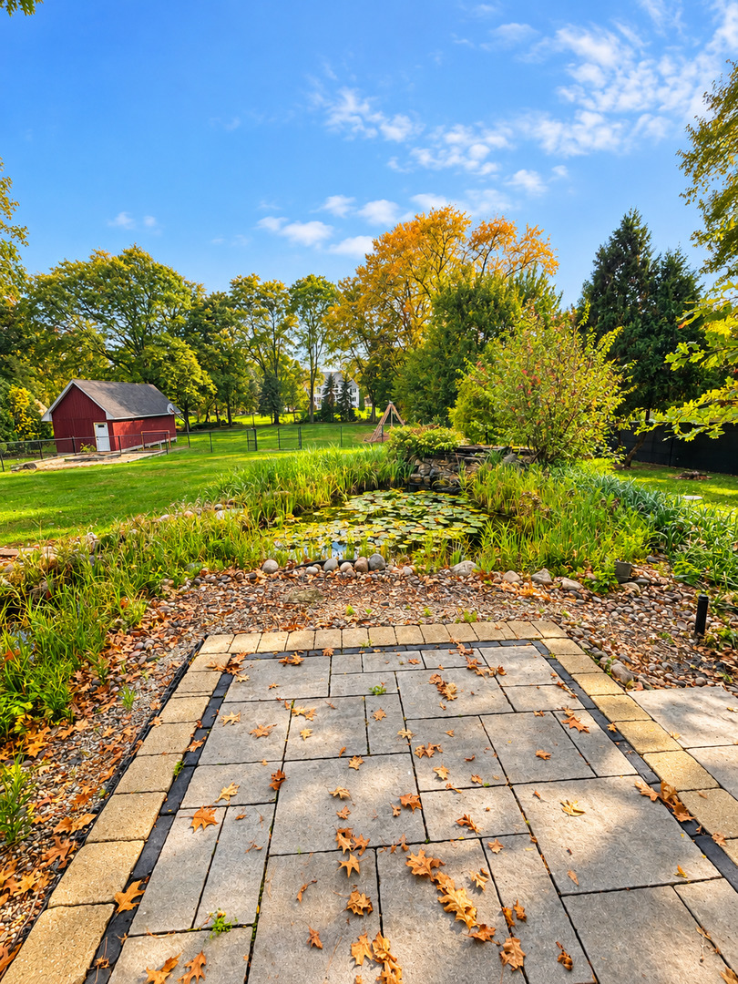 main property photo 31