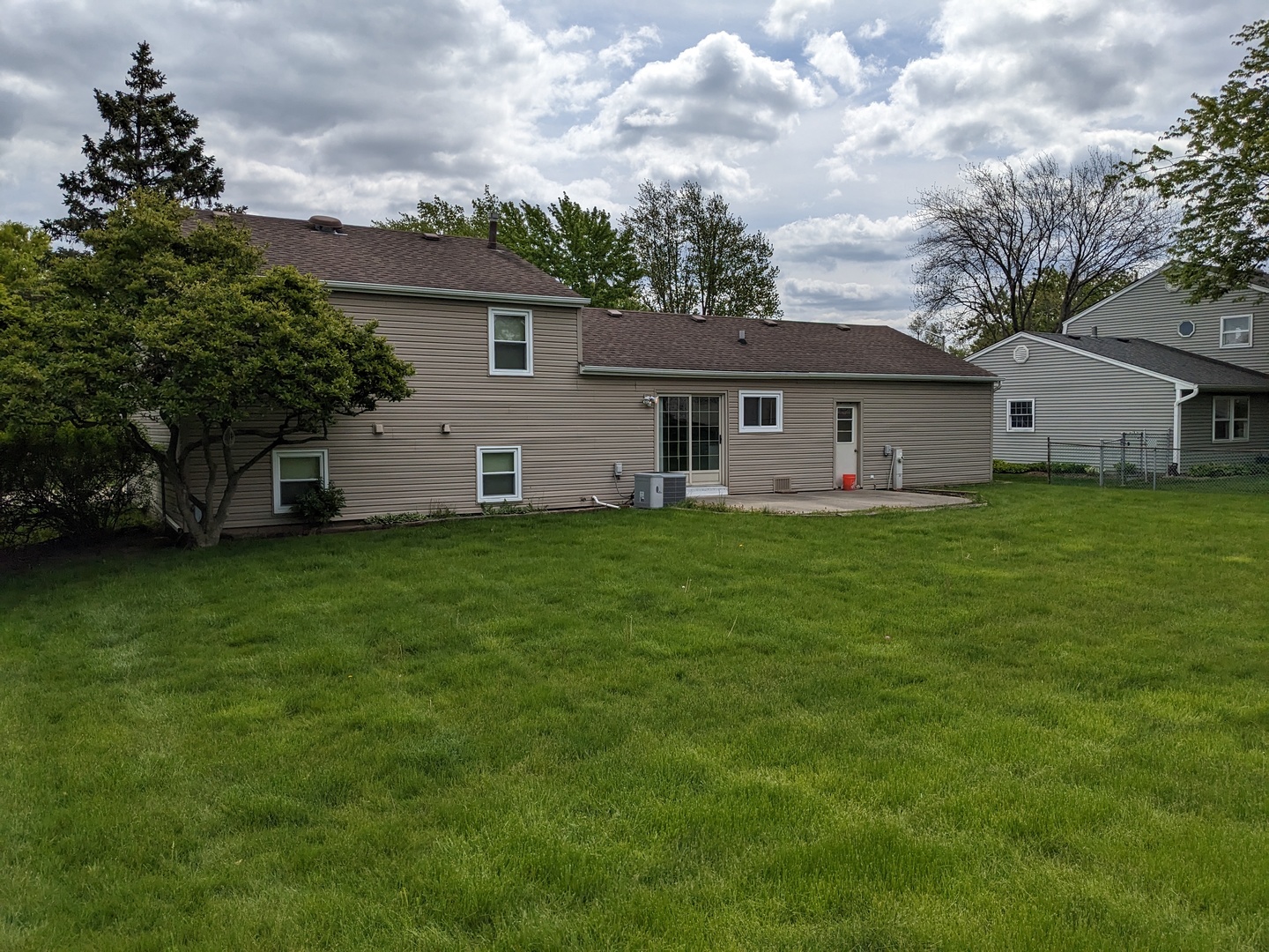 main property photo 17