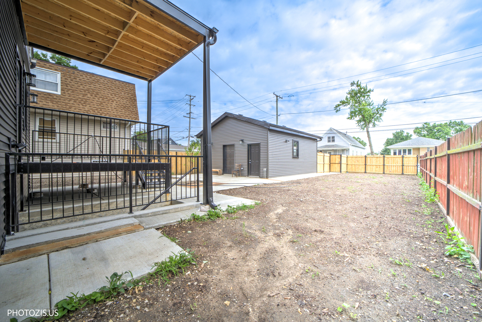 main property photo 34