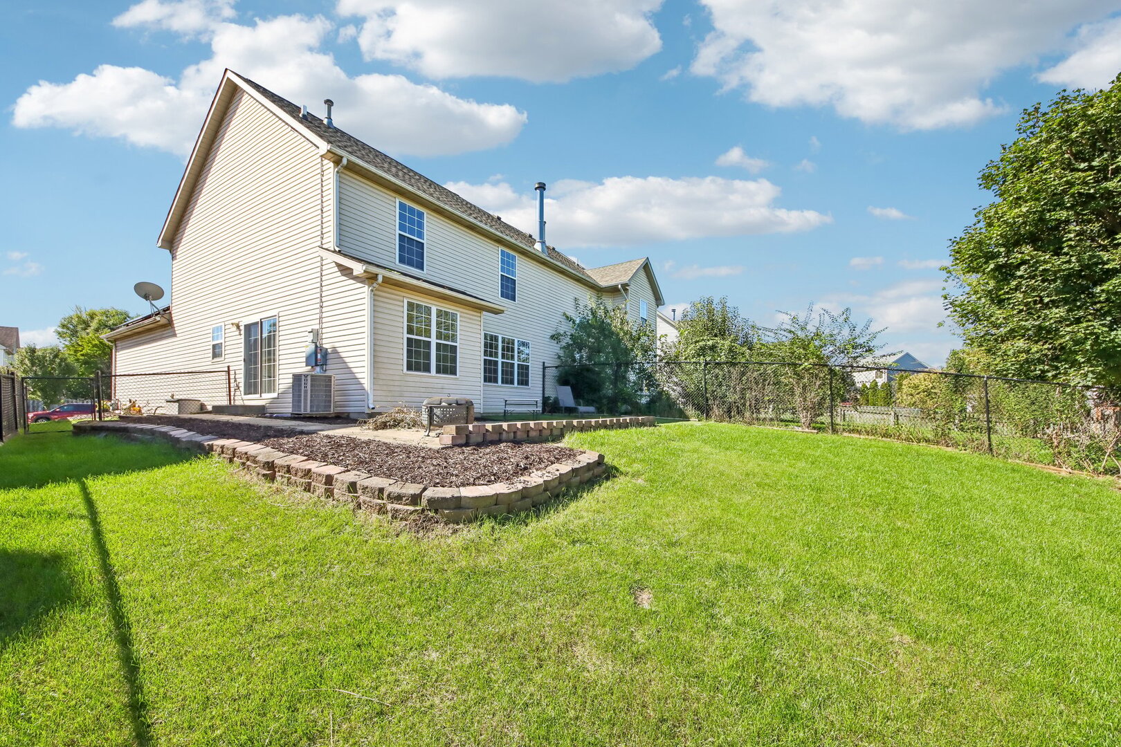 main property photo 29