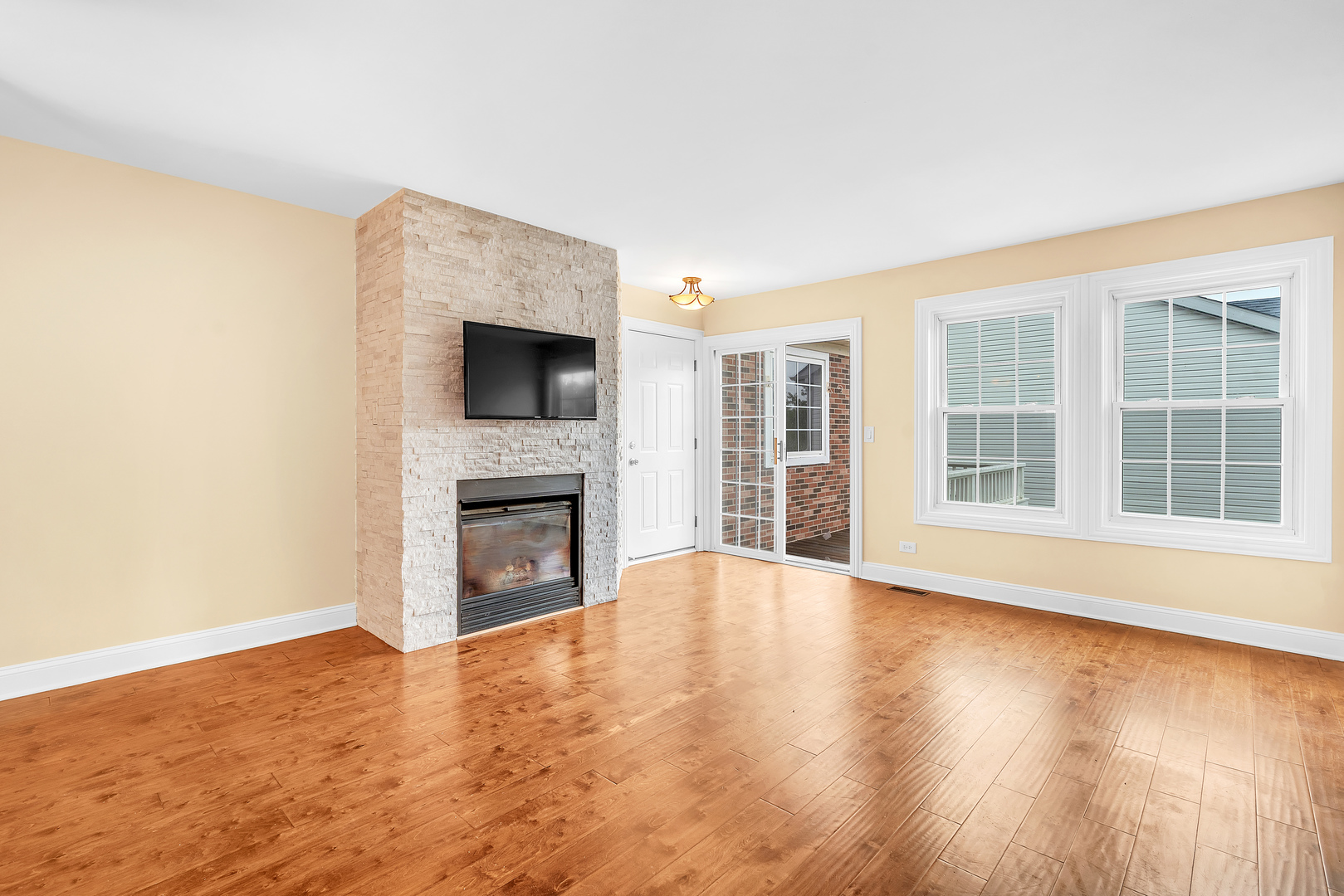 main property photo 3