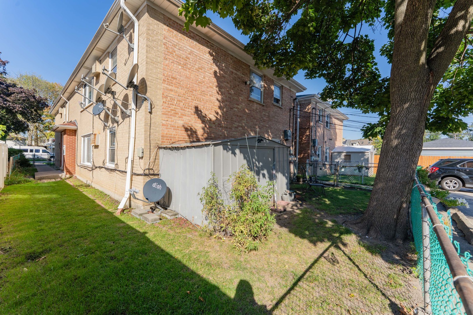 main property photo 17