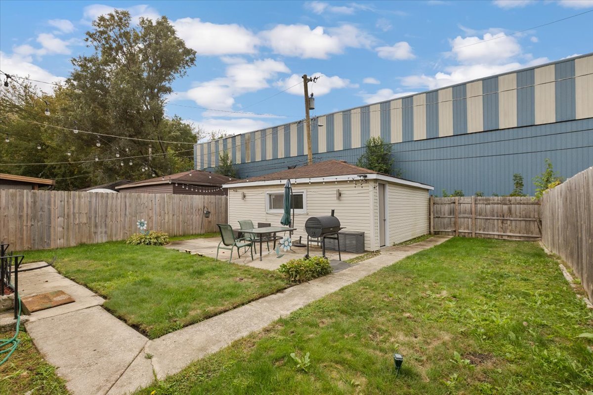 main property photo 19
