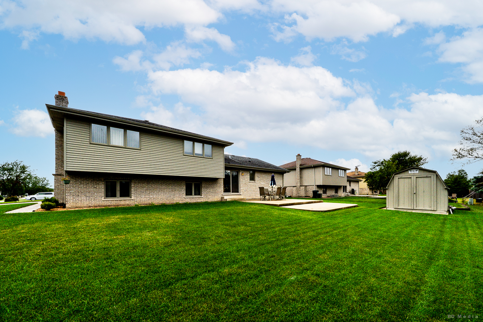 main property photo 2