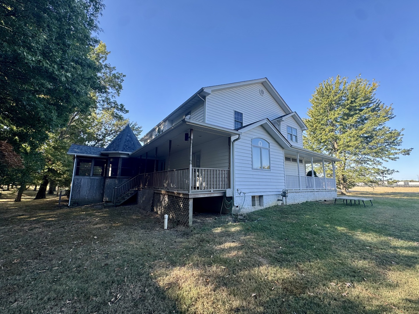 main property photo 5