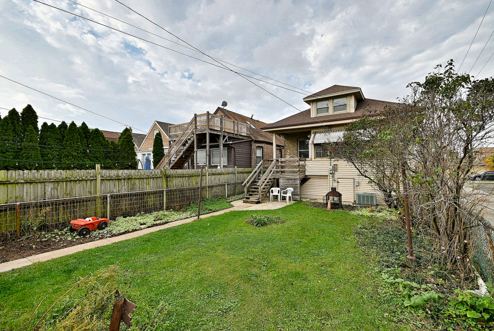 main property photo 17