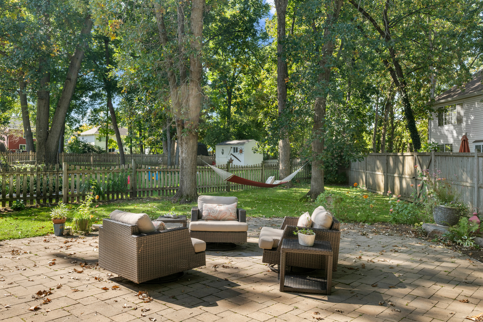 main property photo 40
