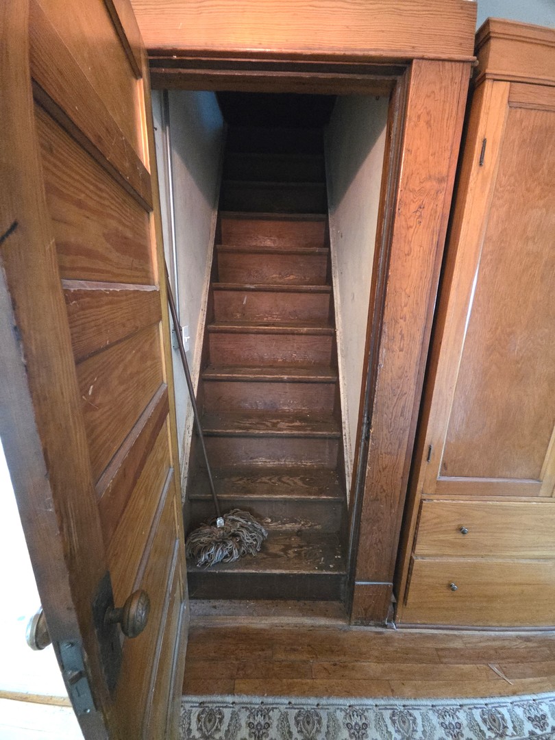 main property photo 19